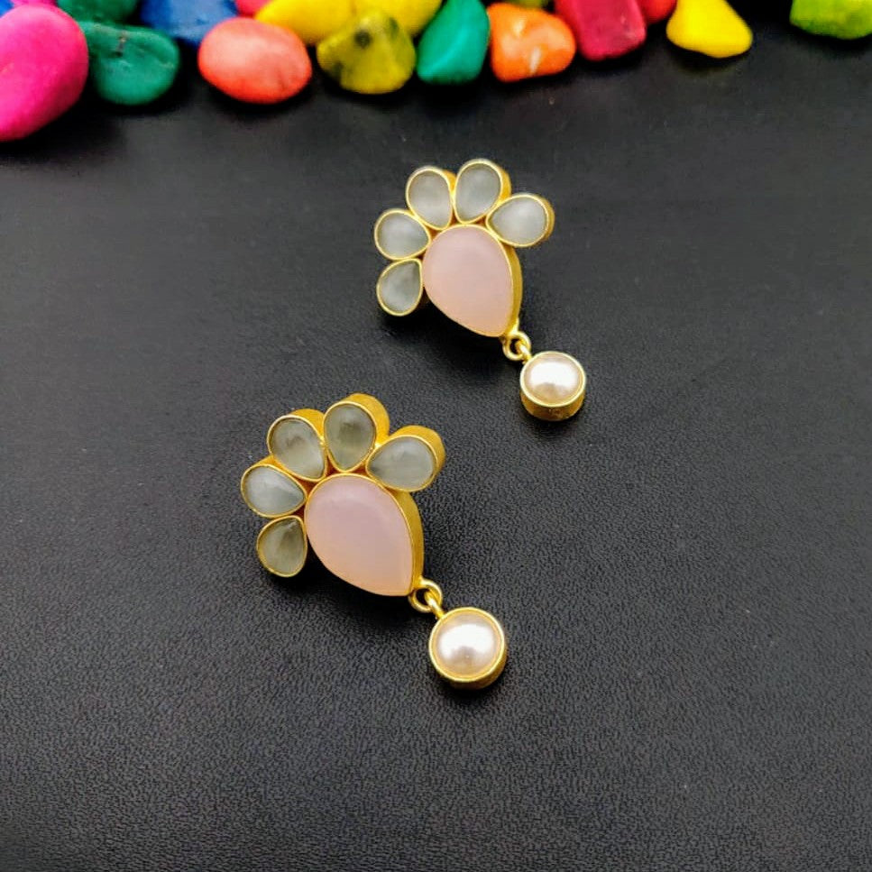 Pink Quartz earrings with Natural pearls