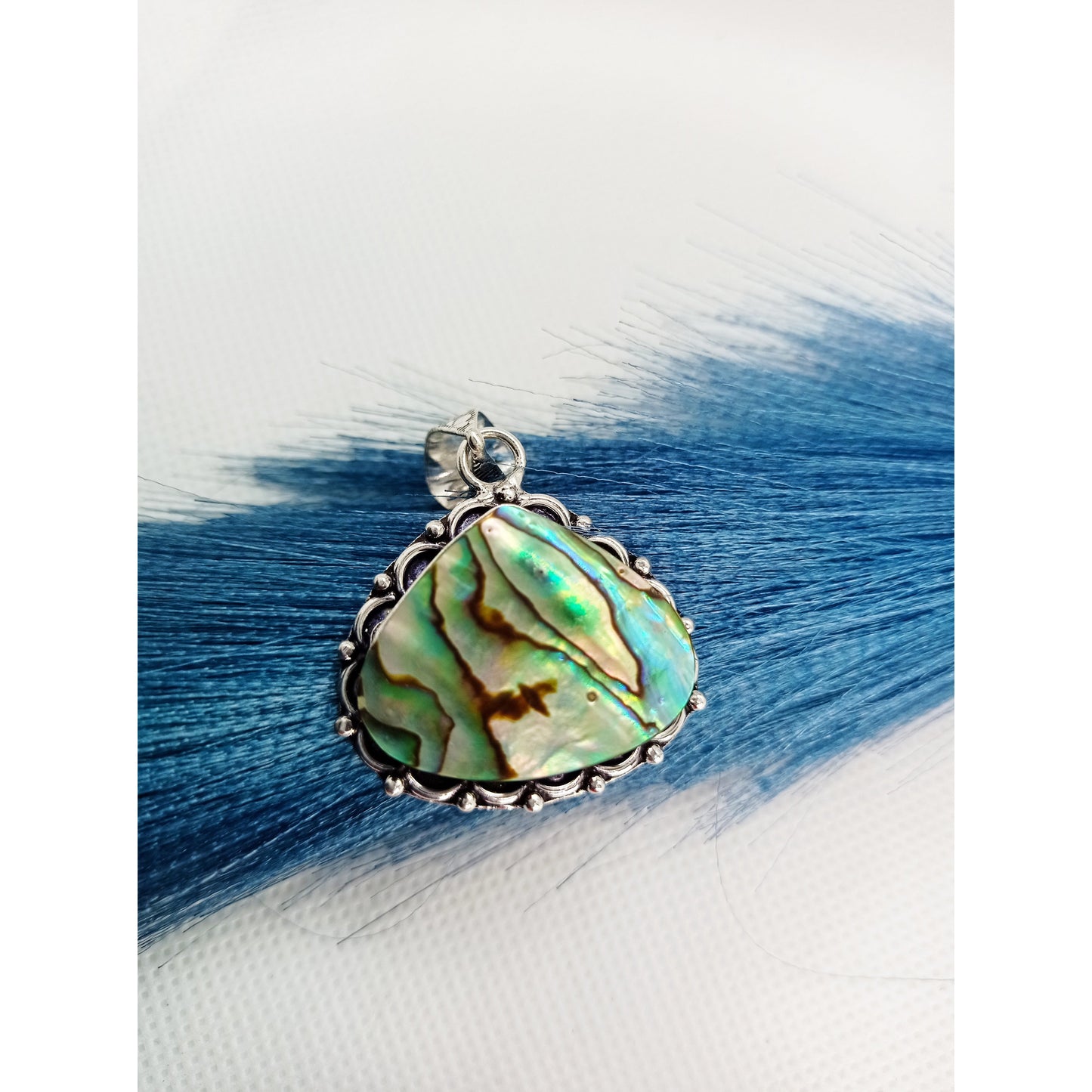 Wisiorek z muszli Abalone