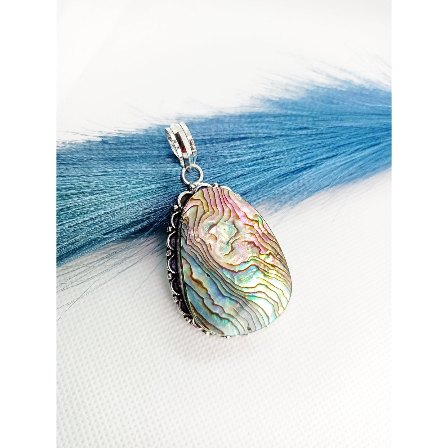 Wisiorek z muszli Abalone