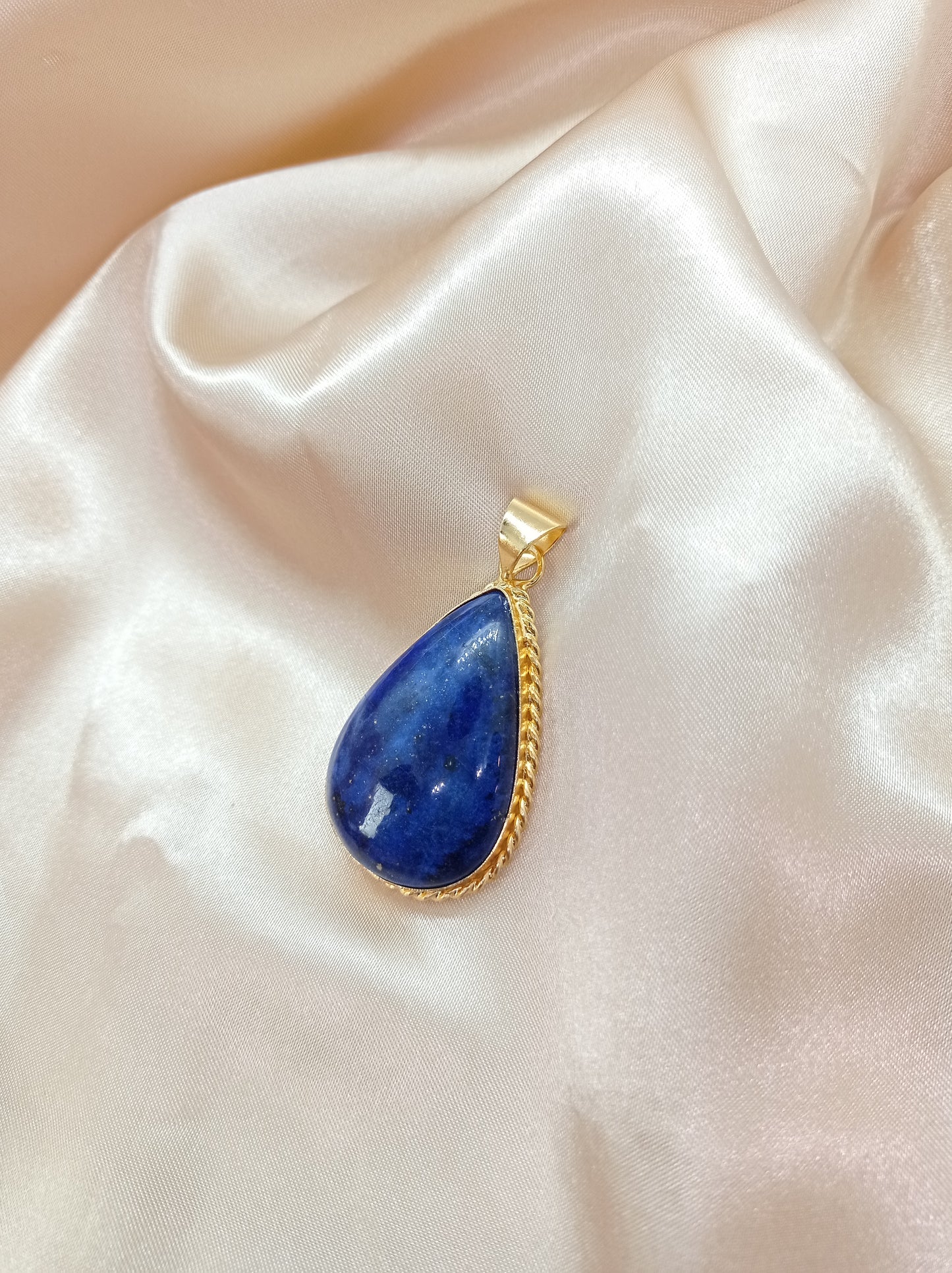 Lapis lazuli Pendant
