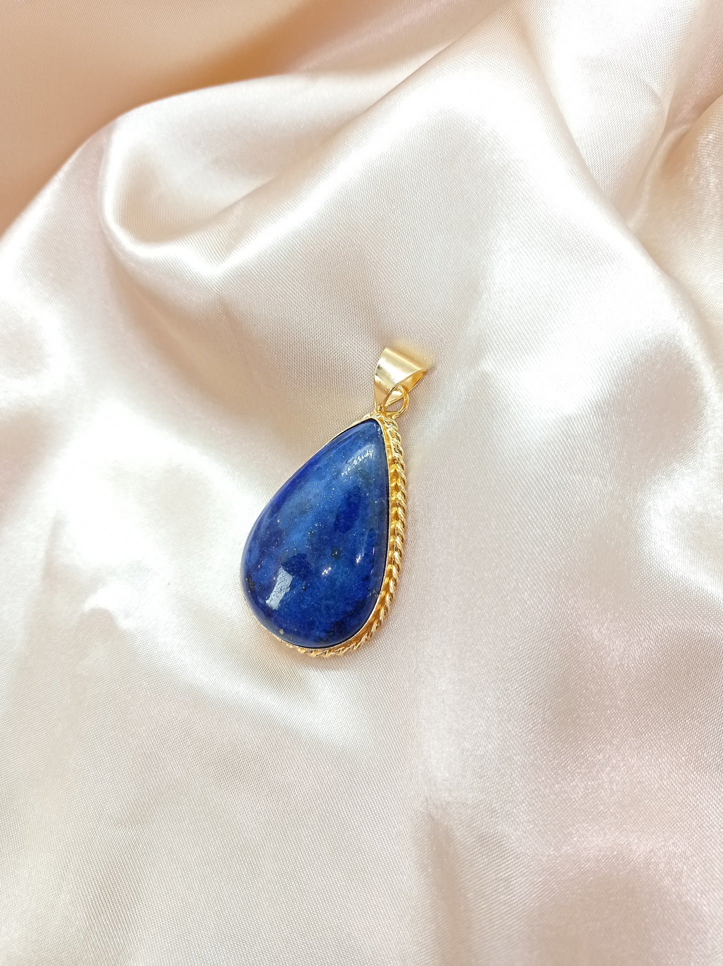 Lapis lazuli Pendant