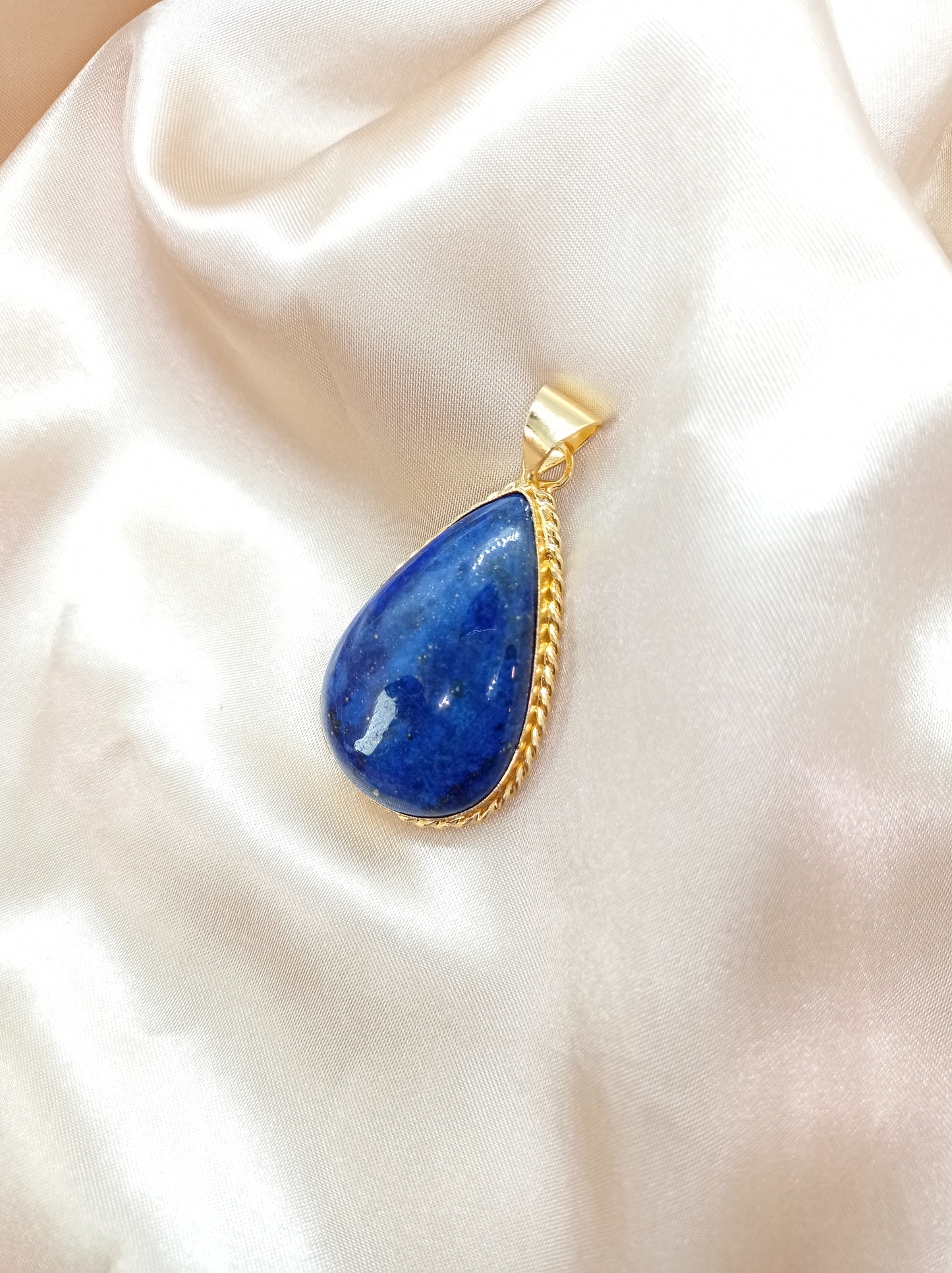 Lapis lazuli Pendant