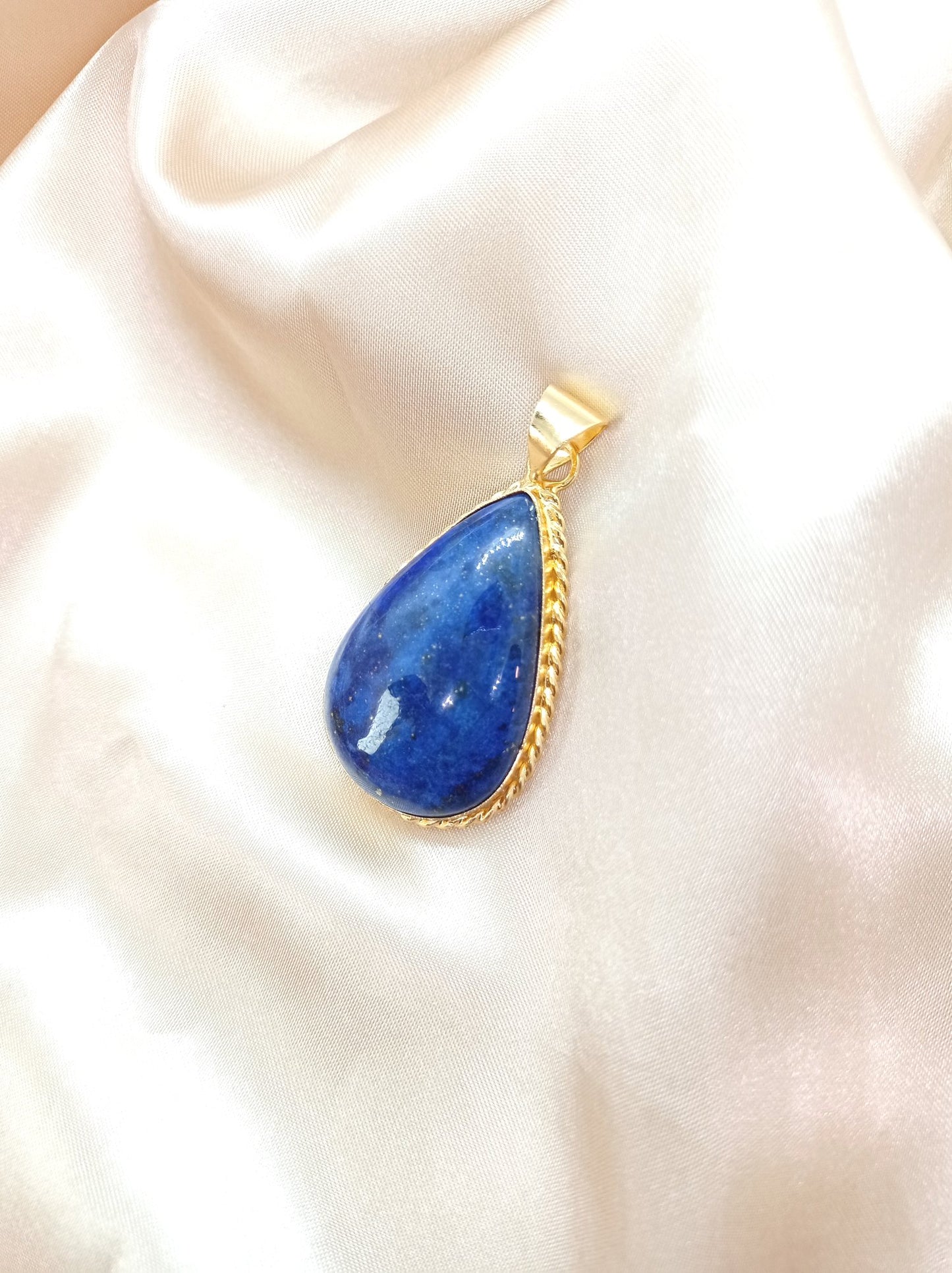 Lapis lazuli Pendant