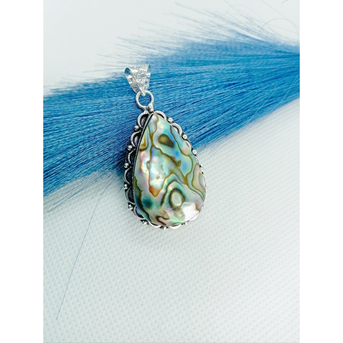 Wisiorek z muszli Abalone