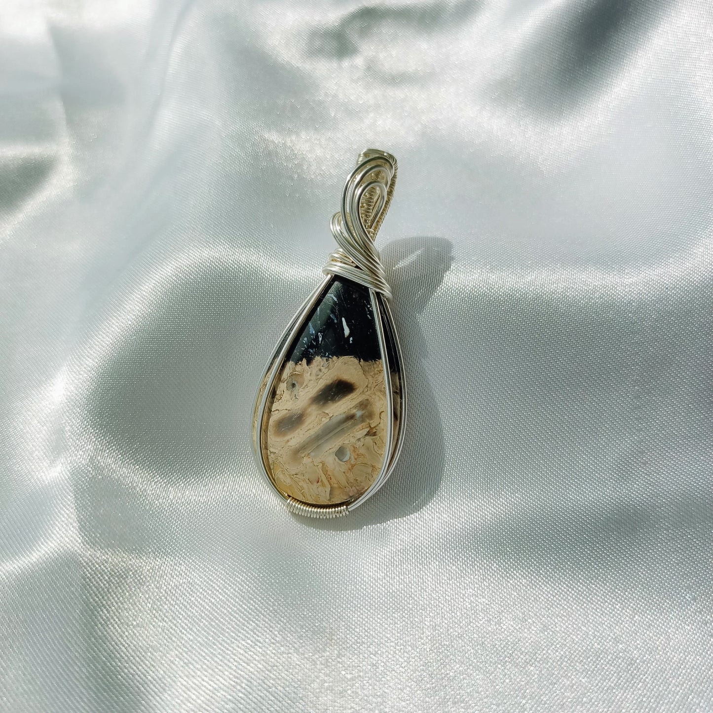 Palmroot Agate Wrapped Pendant
