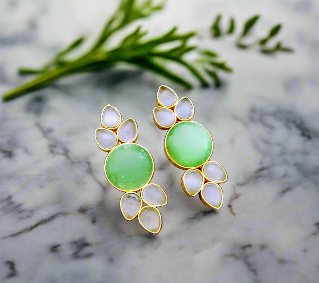 Green Chrysoprase Gold Earrings