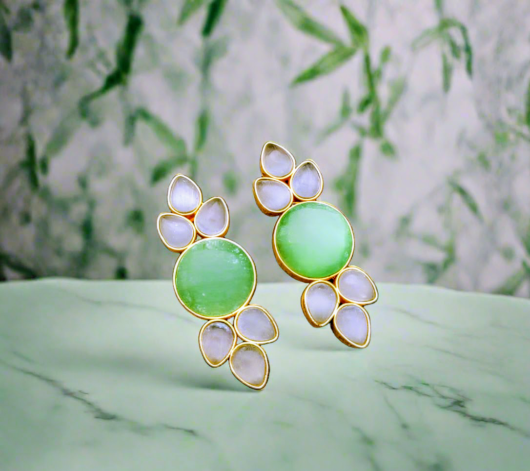 Green Chrysoprase Gold Earrings